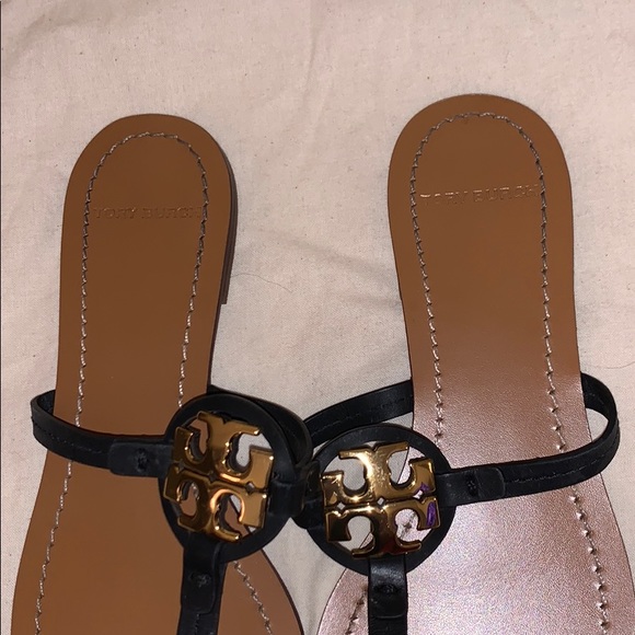 Black skinny strap Tory Burch sandals! - Picture 4 of 5